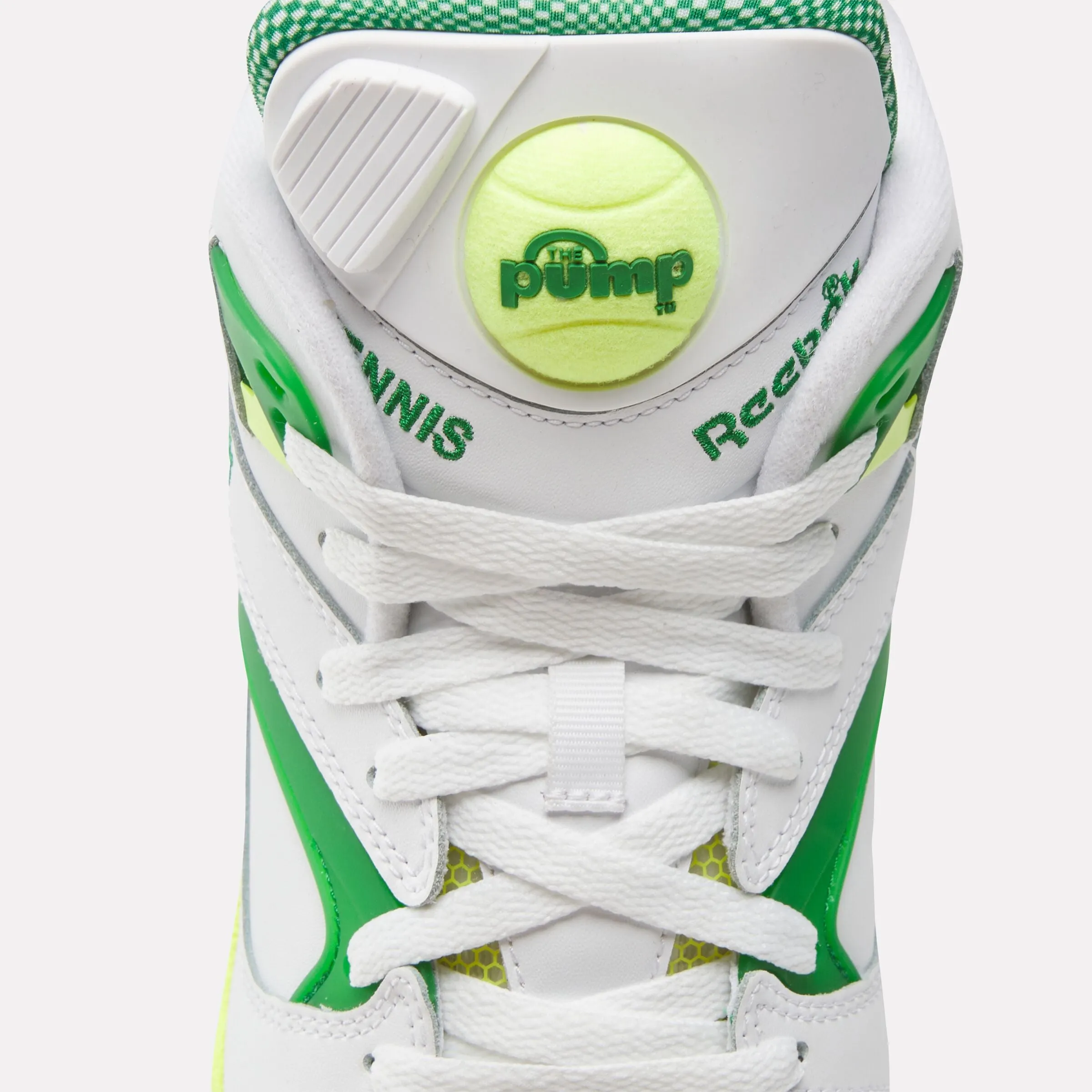 Court Victory Pump White/Glen Green/Acid Yellow