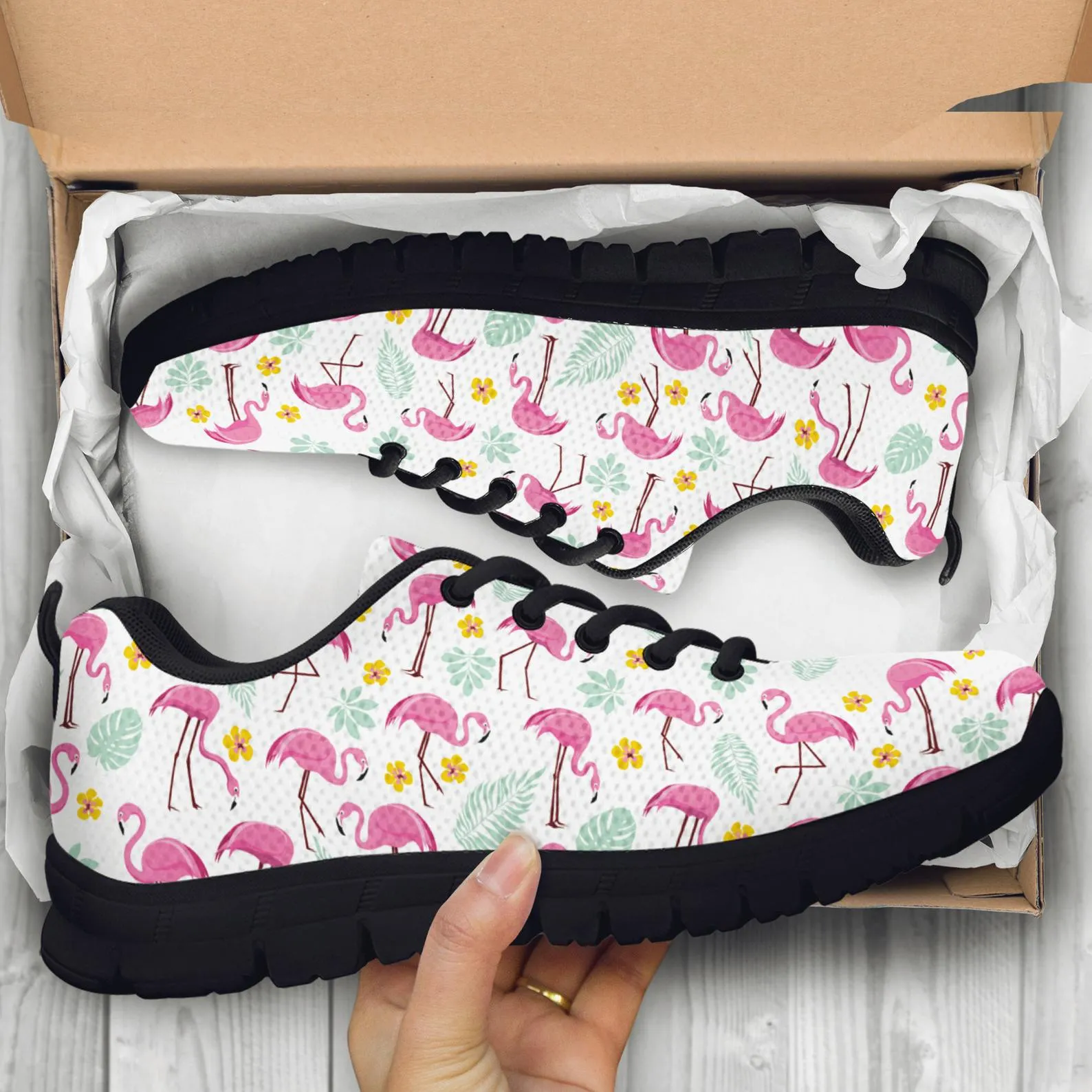 Cute Flamingo Shoes Flamingo Sneakers Running Shoes Flamingo Pattern Casual Shoes Flamingo Lover Gifts Clothing for Womens Mens Kids Adults