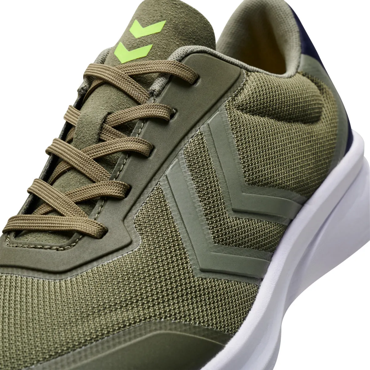 Flow Breather Men Green Training Shoes