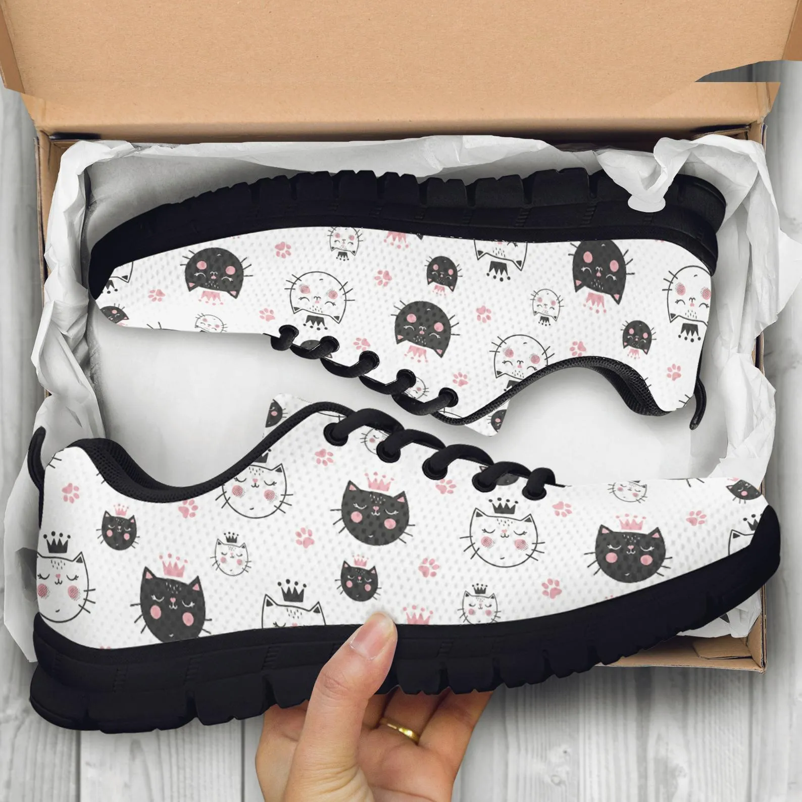 Queen Cat Shoes Cat Printed Sneakers Kitty Running Shoes Cat Owner Gifts Clothing for Womens Mens Kids Adults