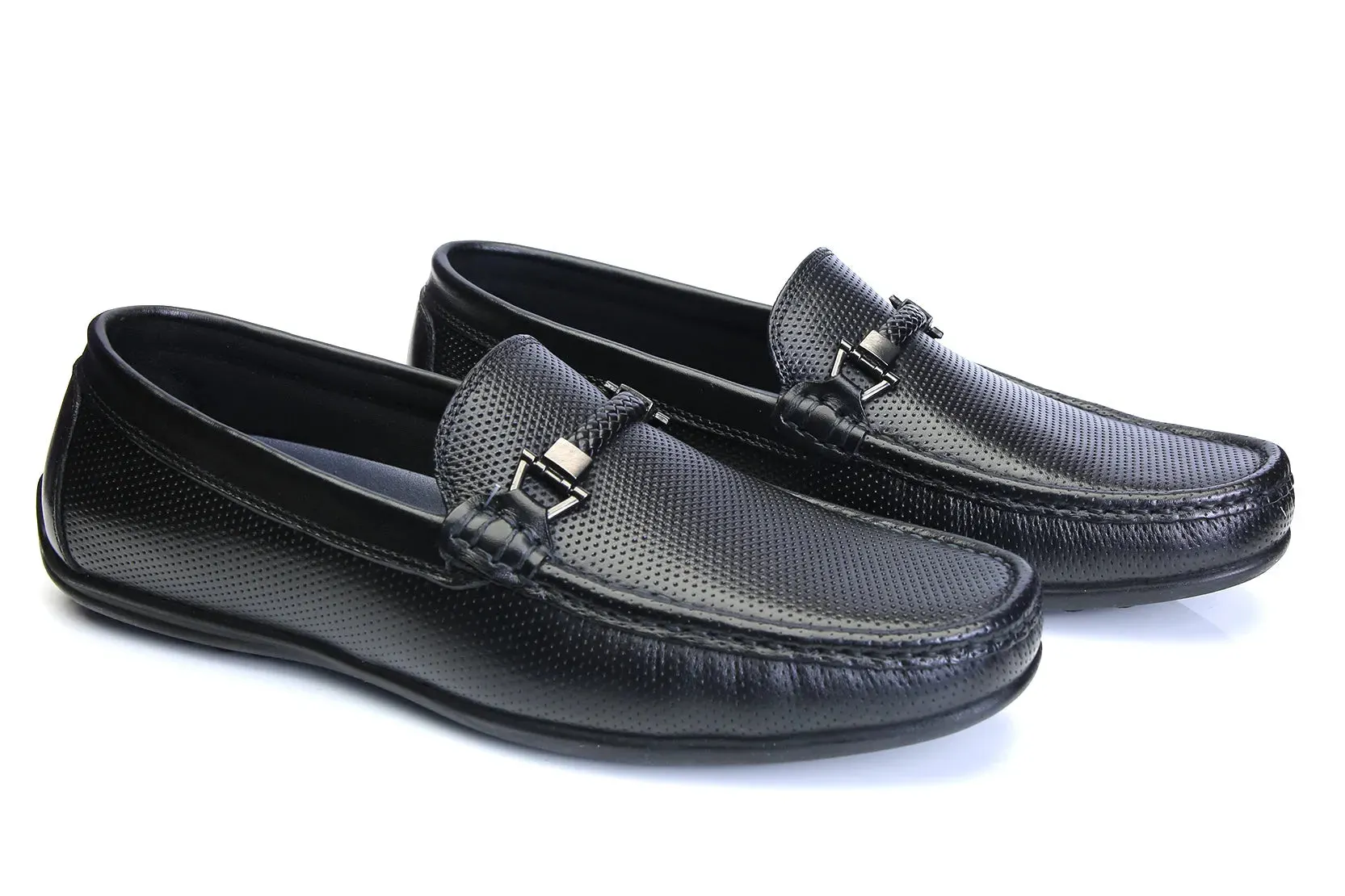 Certainly! To optimize the title of the product Shoe Moc US-UM-2351, it helps to include descriptive modifiers that highlight the key features, material, style, or intended use. Here’s a suggestion:

Mens Classic Leather Moccasin Loafers - US-UM-2351, Comfortable Slip-On Casual Dress Shoes

This title includes:
- The intended audience (Mens)
- Describes the style (Classic Leather Moccasin Loafers)
- Identifies the specific product model number (US-UM-2351)
- Highlights key features (Comfortable Slip-On)
- Mentions potential use (Casual Dress Shoes)