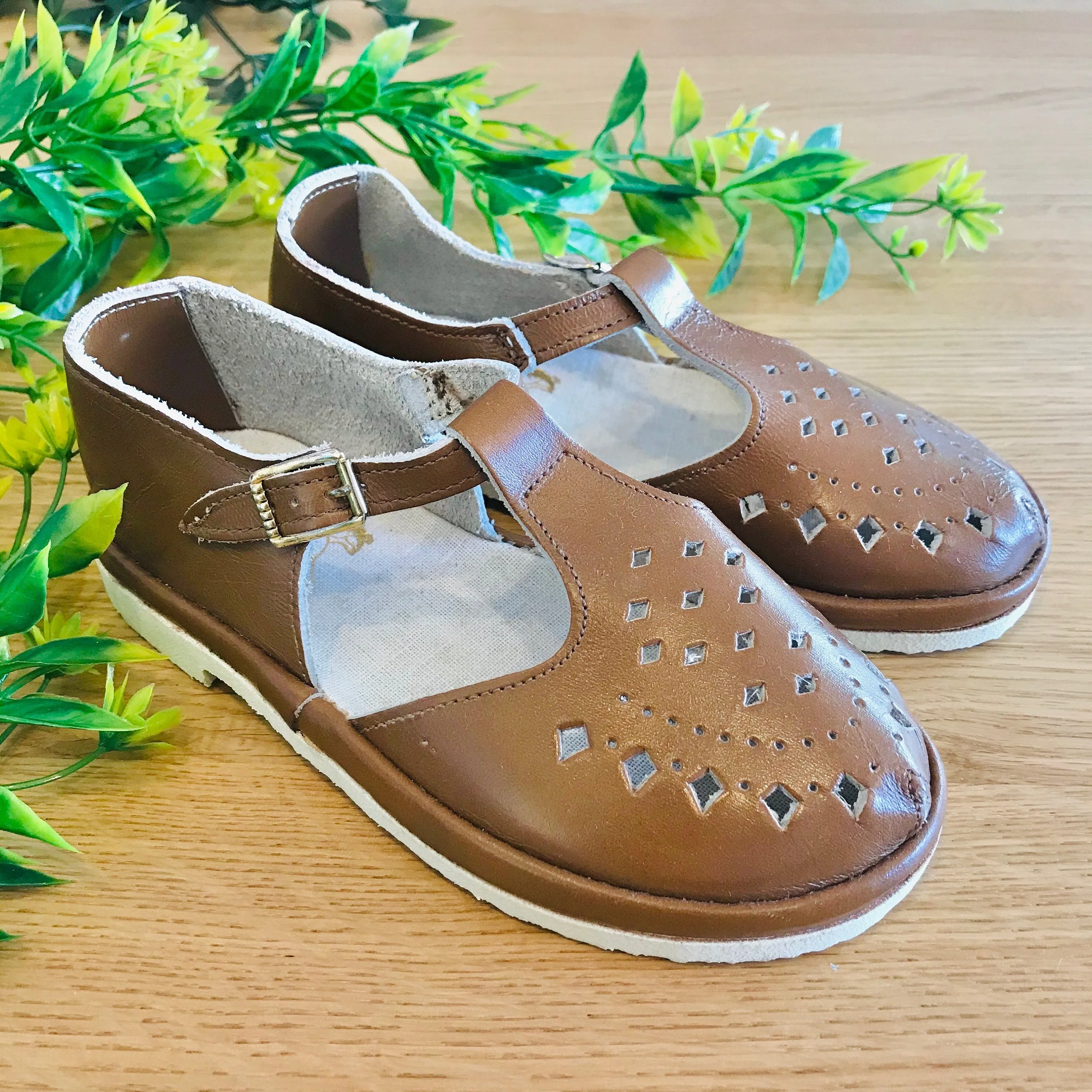 Vintage 50's Brown Leather T Bar Shoes Made in France EU30