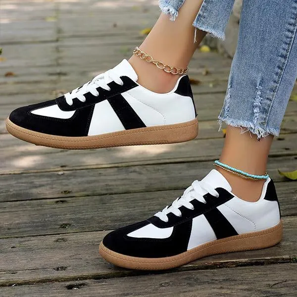 Women's Casual Color Block Lace Up Retro Sneakers 42344032S